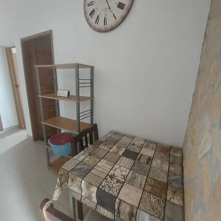 Igor Apartment *
